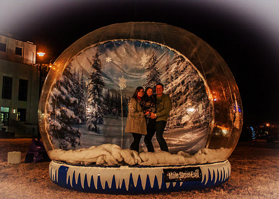 Xmas Promotion Large Inflatable Globe Fake Snow Type Clear PVC Materials