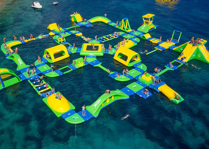 Huge Sized Inflatable Water Park Green / Yellow Printed For Ocean Playground