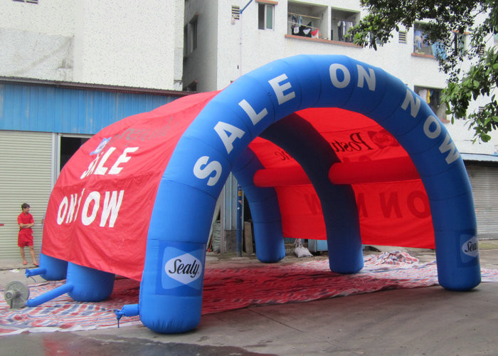custom blow up displays